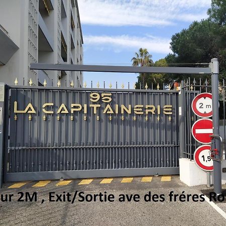 Grand Studio Neuf Face Port Et Plage, Parking Prive Golfe-Juan Luaran gambar