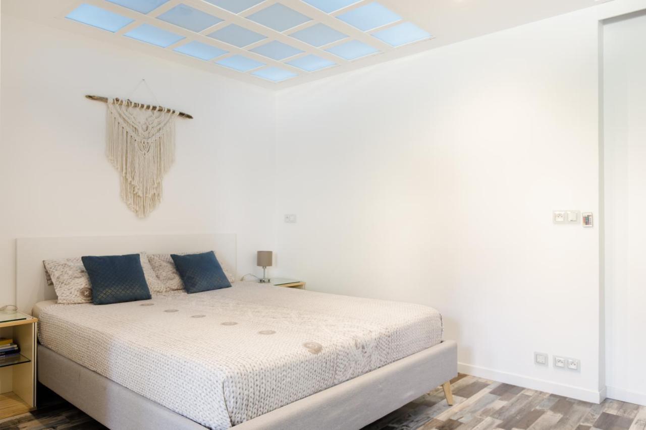 Grand Studio Neuf Face Port Et Plage, Parking Prive Golfe-Juan Luaran gambar