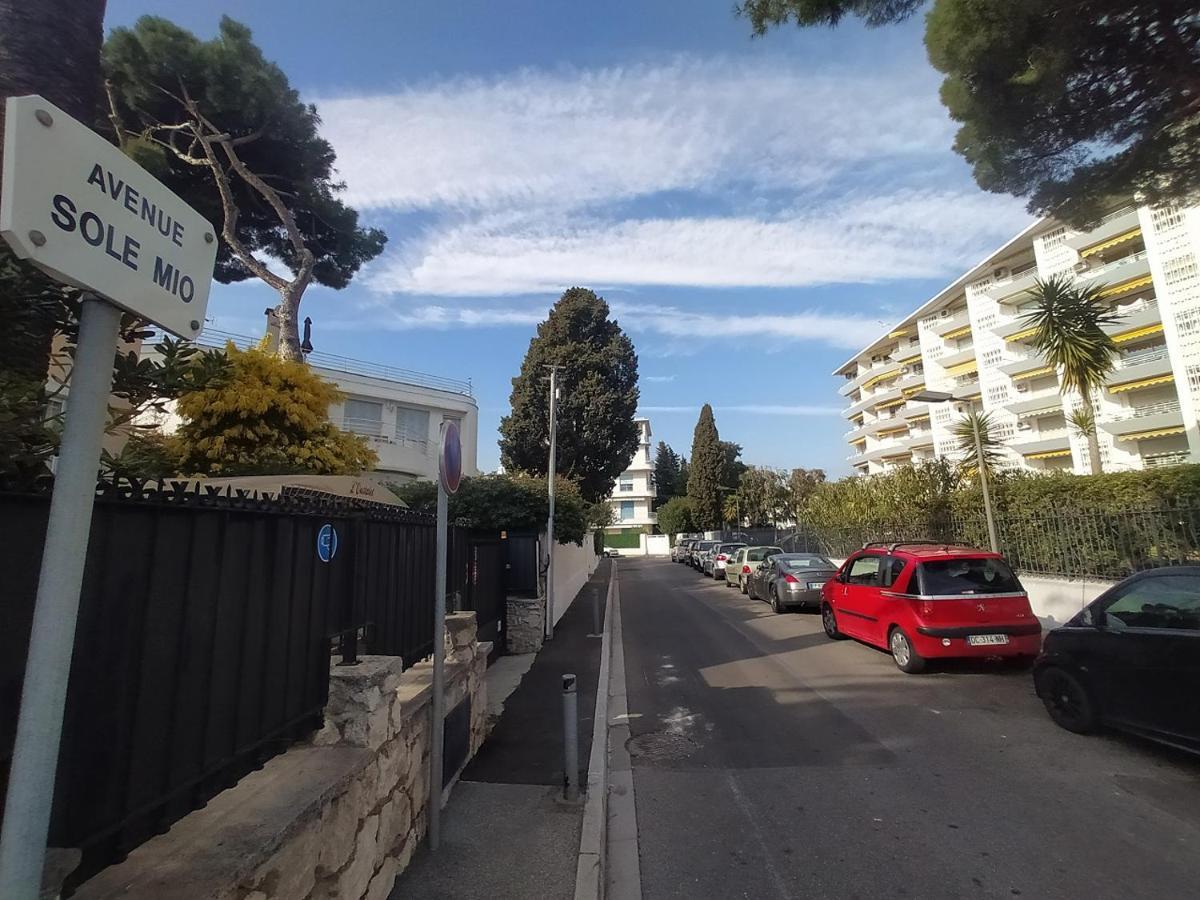 Grand Studio Neuf Face Port Et Plage, Parking Prive Golfe-Juan Luaran gambar